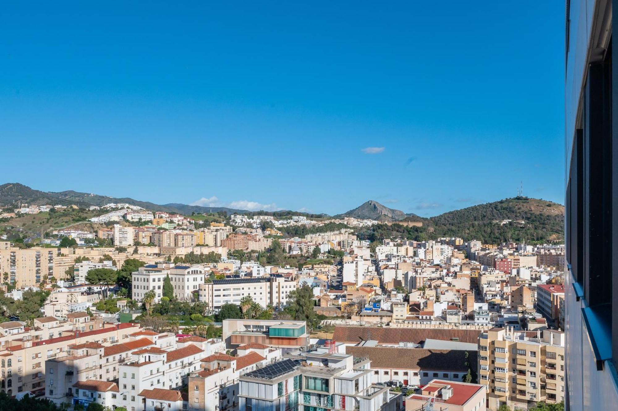 Xpce Urban 12 Skyline - Parking Free Málaga
