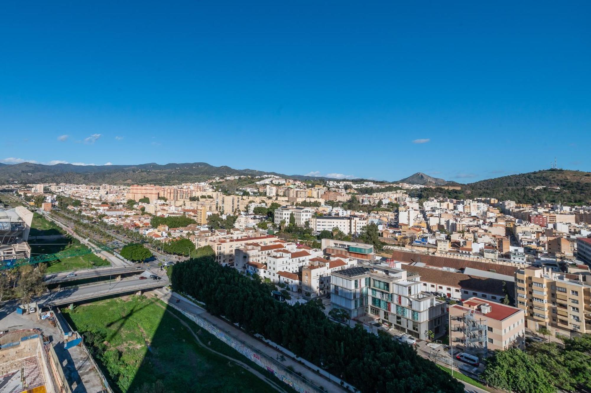 Xpce Urban 12 Skyline - Parking Free Málaga
